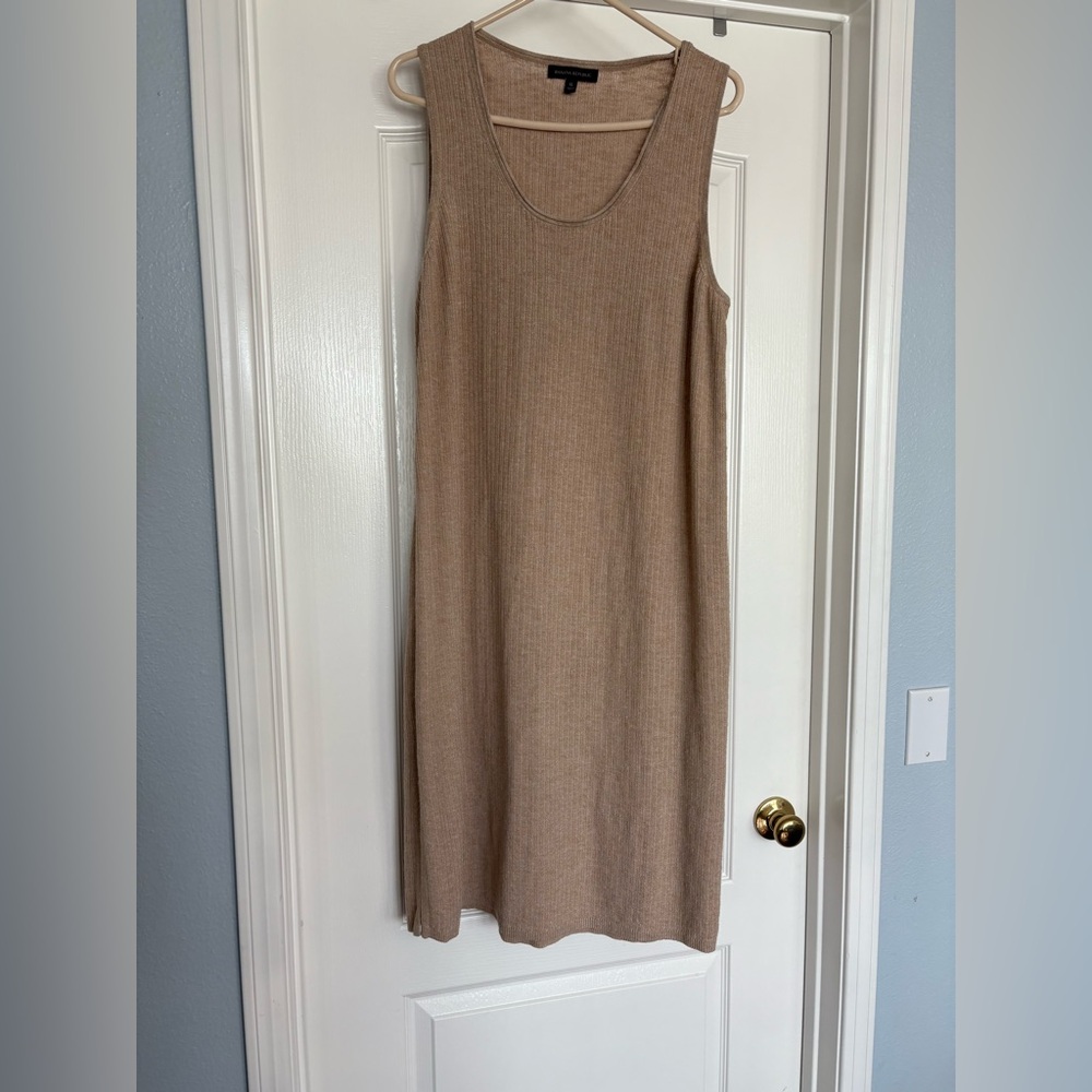 Banana Republic Beige Knit Midi Dress